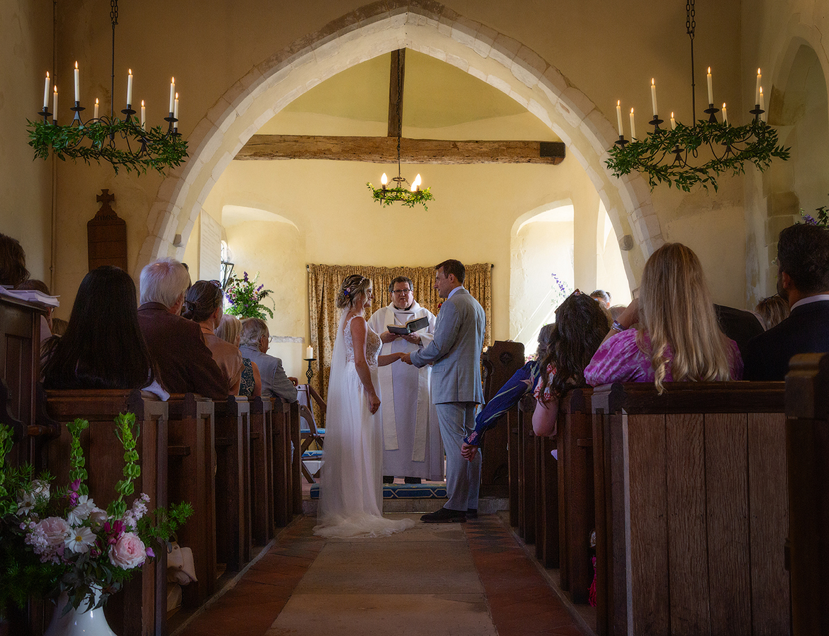 COP_upwaltham-barns-chichester-wedding-ceremony.jpg#asset:4806