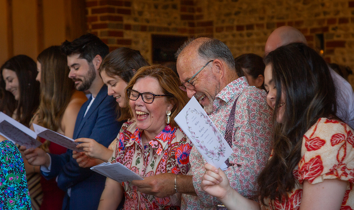 COP_upwaltham-barns-chichester-wedding-hymns.jpg#asset:4810