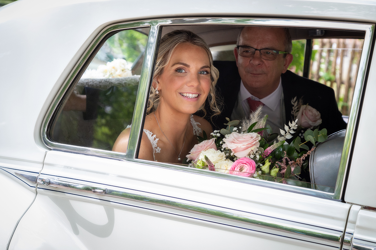 DRI_wedding-bride-father.jpg#asset:4187