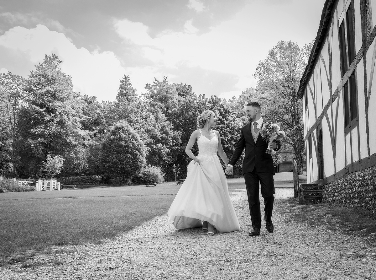 DRI_wedding-couple-natural.jpg#asset:4190