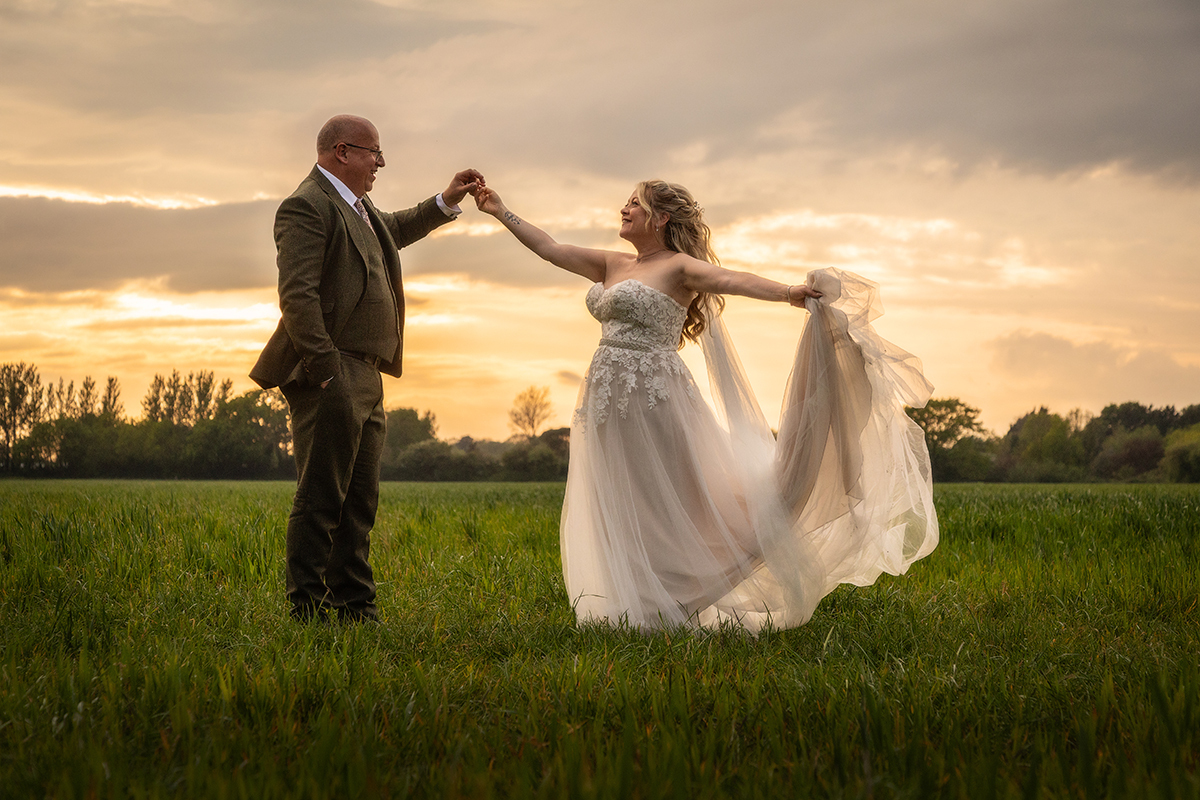 EVER-couple-sunset-movement.jpg#asset:4650