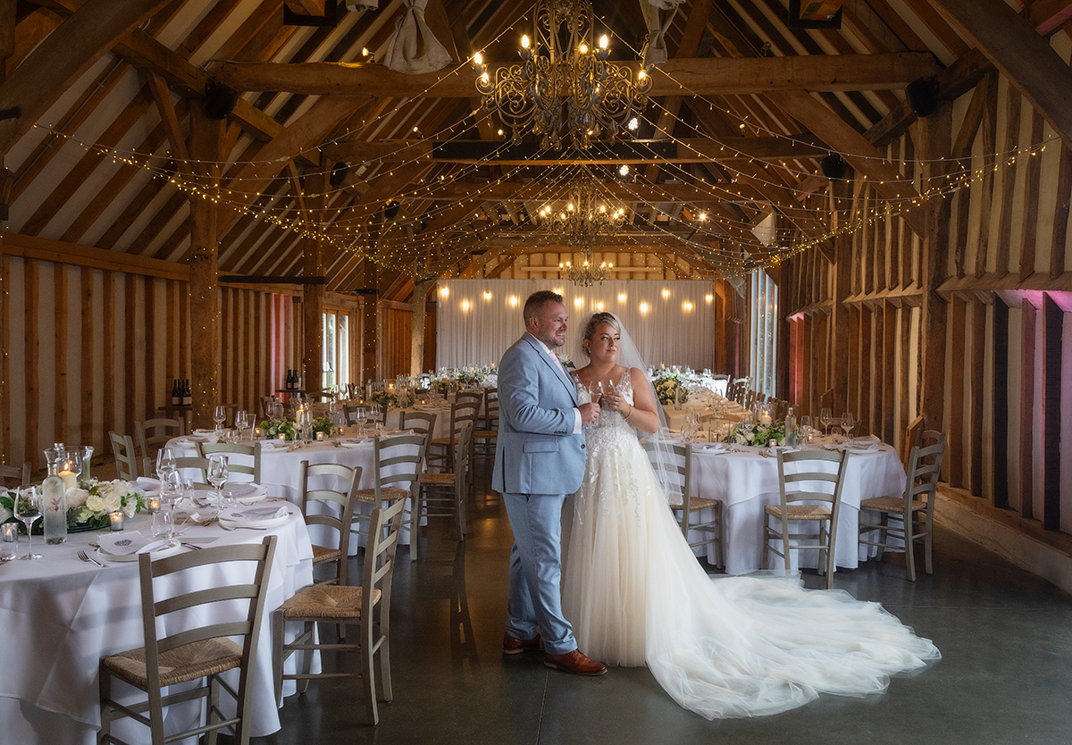 LEA_southend-barns-wedding.jpg#asset:3962