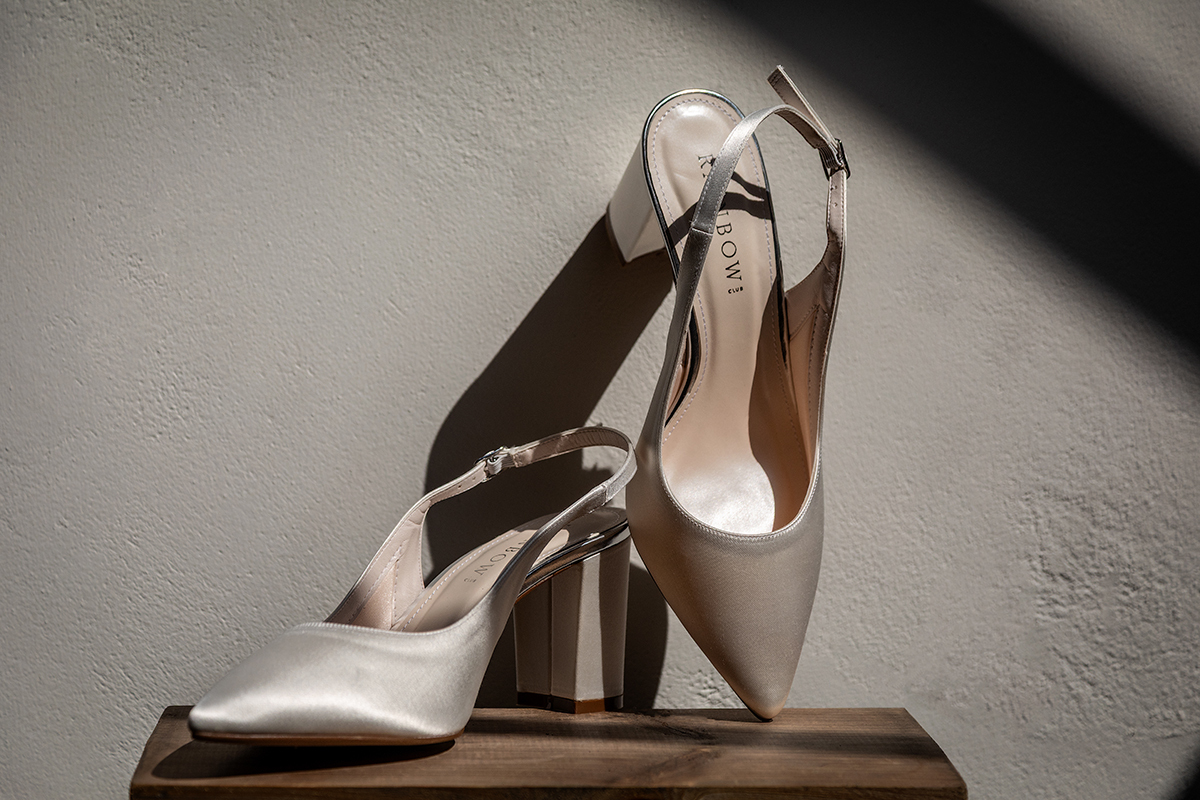 MAR_cowdray-walled-garden-wedding-shoes.jpg#asset:4845