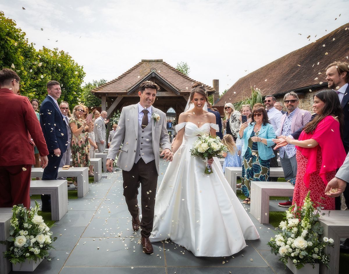 MCD_bride-groom-confetti.jpg#asset:4682