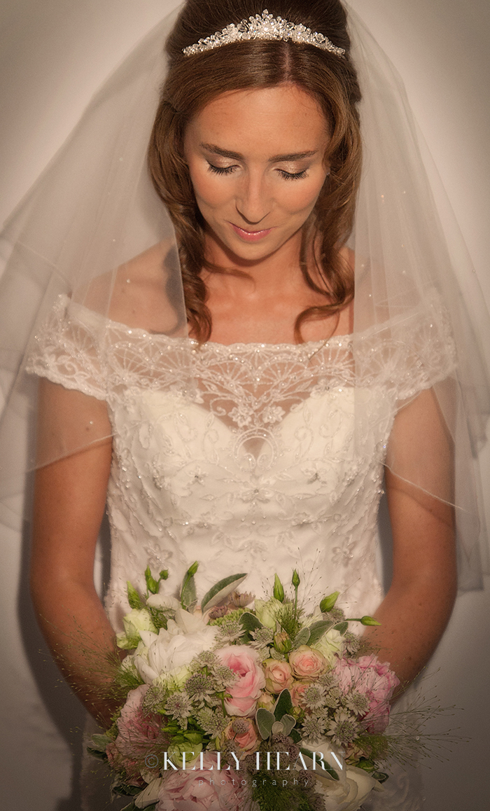 MUB_10-bride-bouquet.jpg#asset:1134