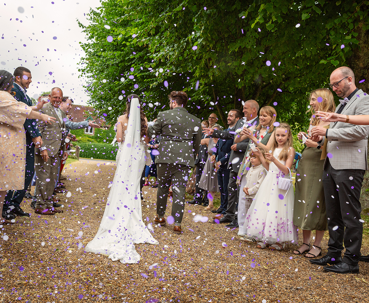 OTT_Confetti-walking-couple.jpg#asset:4315