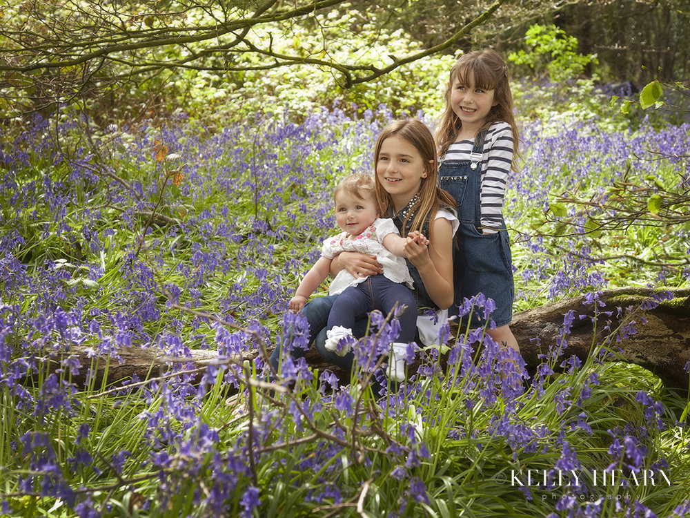 PORT_girls-in-bluebells.jpg#asset:1975