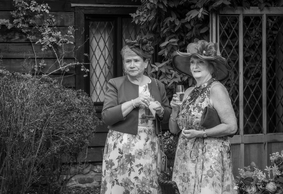 SIMM_courtyard-mums-drinks.jpg#asset:4446