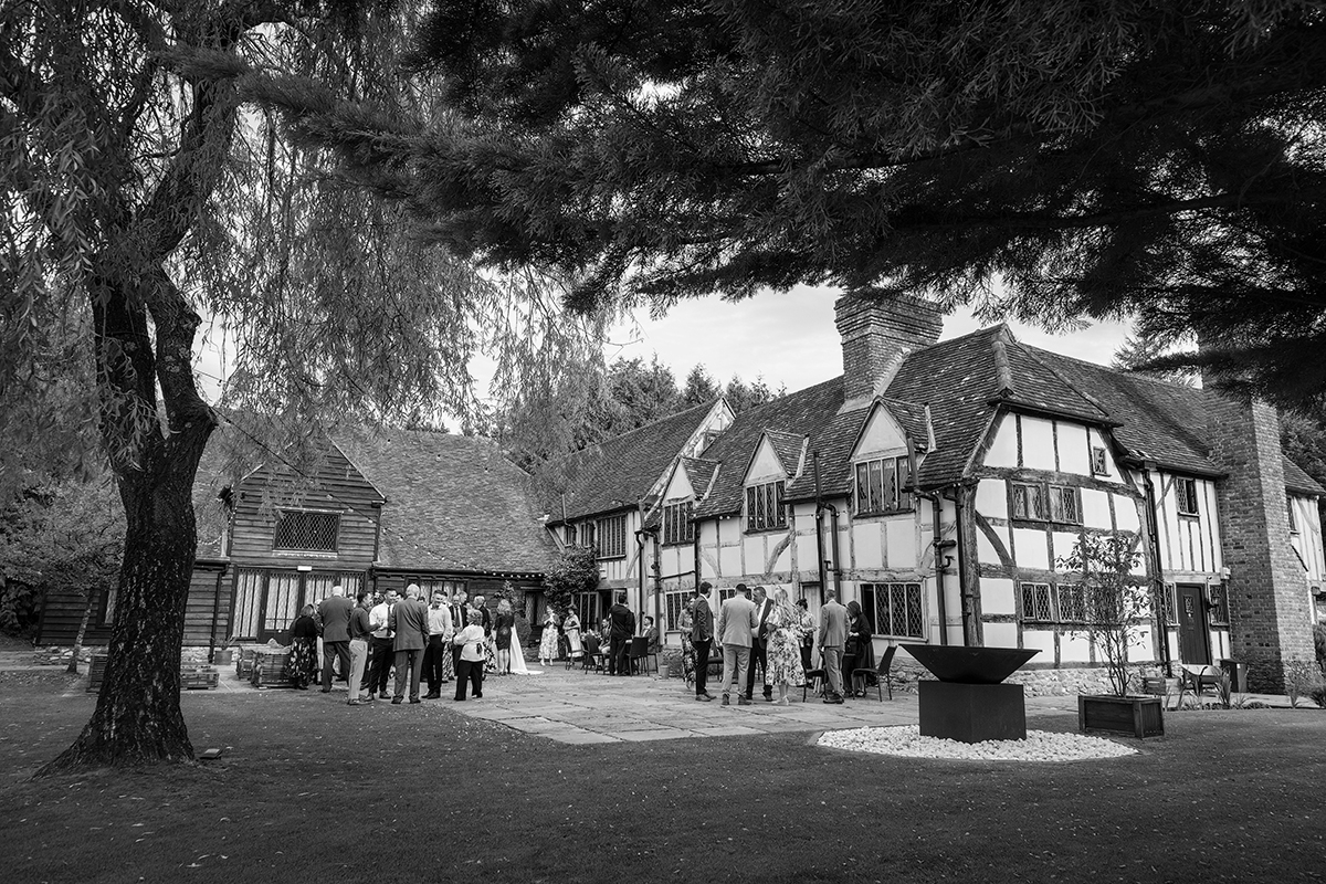 SIMM_venue-courtyard-mingling.jpg#asset:4457