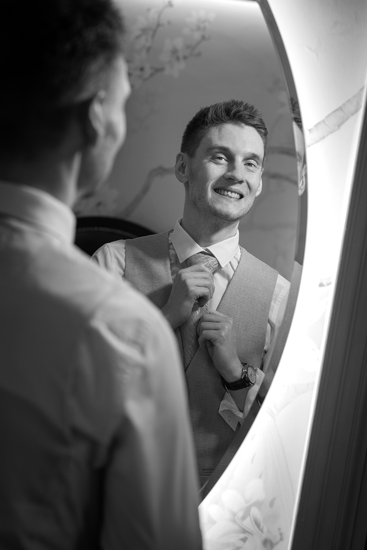 THO_Groom-Portrait.jpg#asset:4398