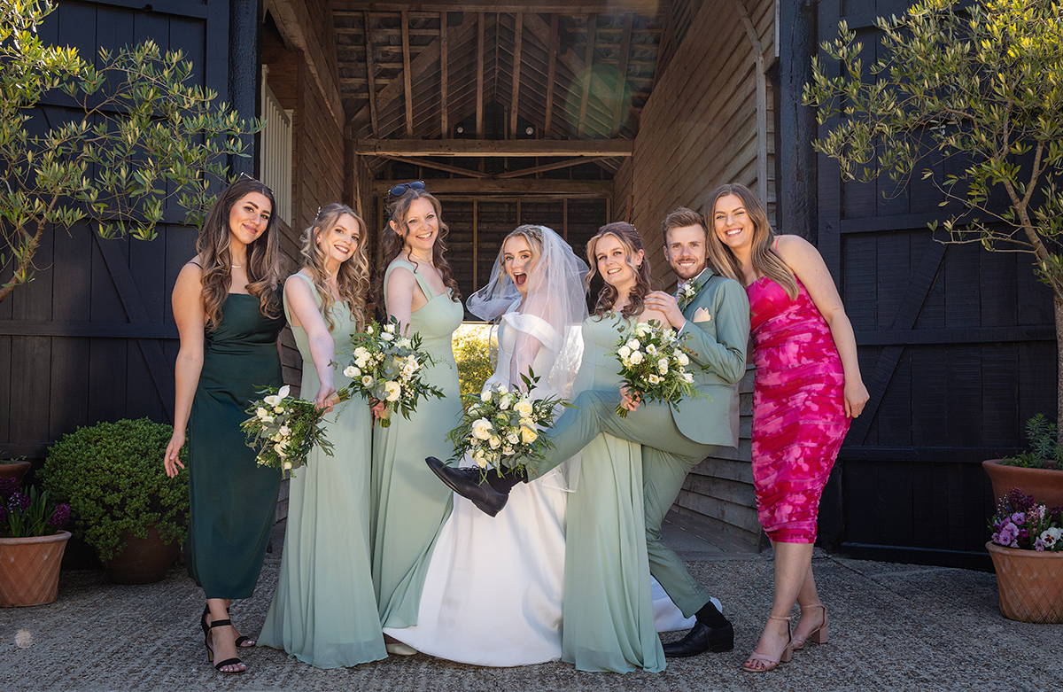 TRE_bridal-party-group.jpg#asset:4164