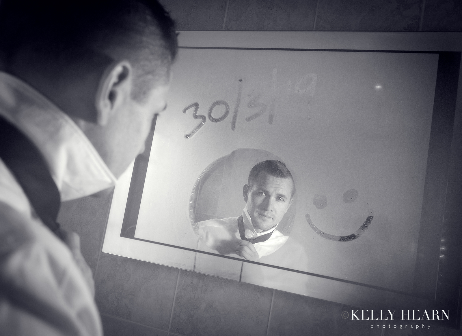 WALM_groom-in-mirror.jpg#asset:2481