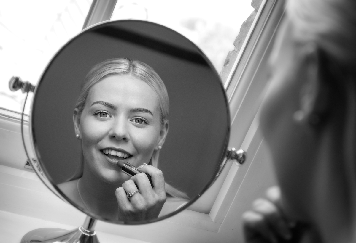 ANA_Bride-makeup-reflection.jpg#asset:4199