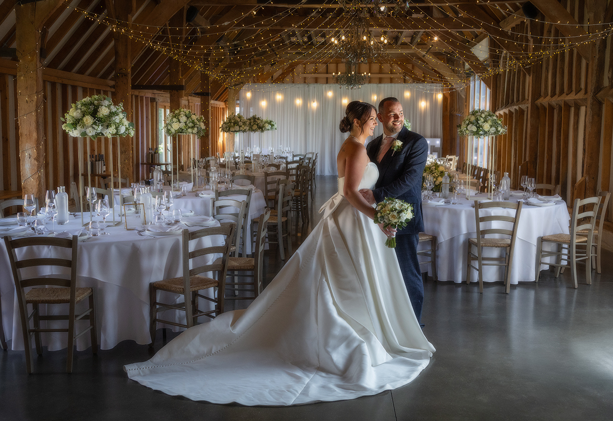 BRY_Venue-Couple-barn.jpg#asset:4306