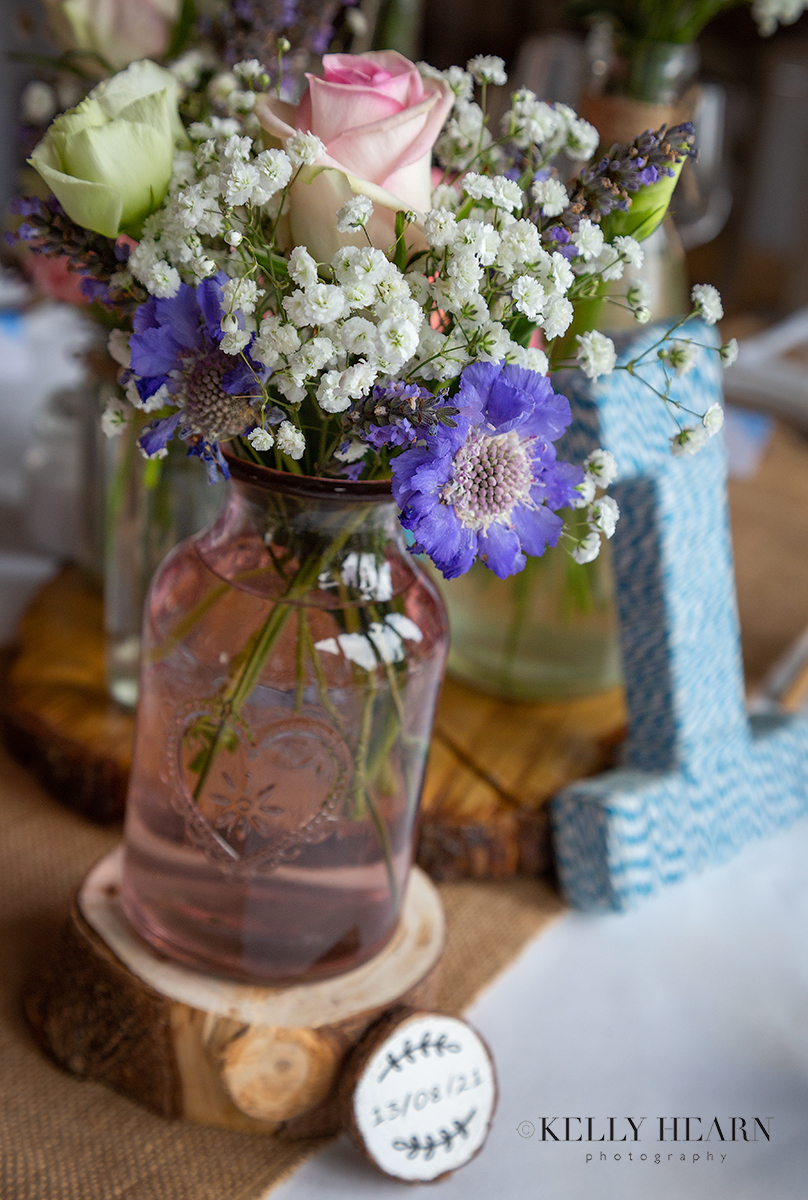 DEA_flowers-vase-table-setting.jpg#asset:3173