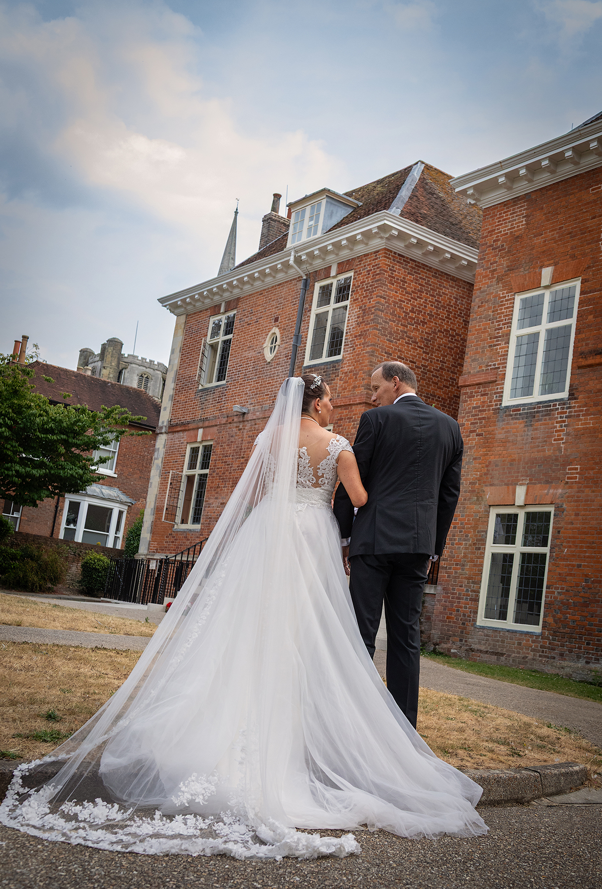 FER_bride-father.jpg#asset:4766