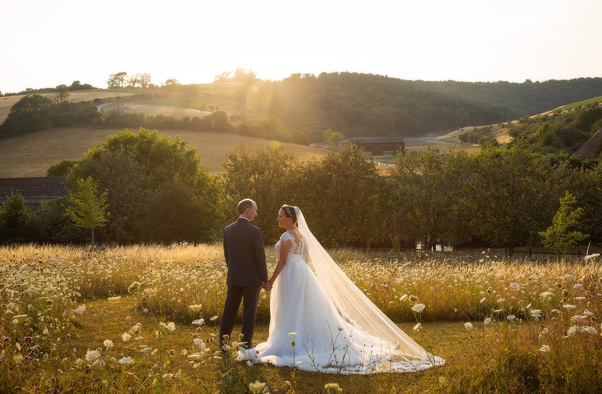 FER_bride-groom-sunset.jpg#asset:4774