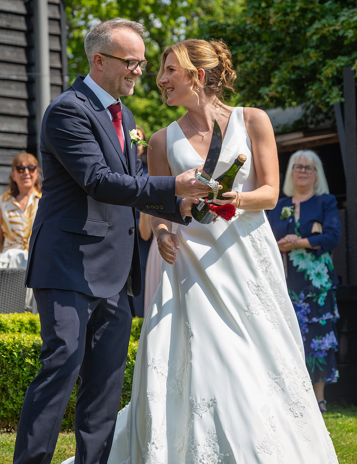 FUL_couple-champagne-sword.jpg#asset:4679