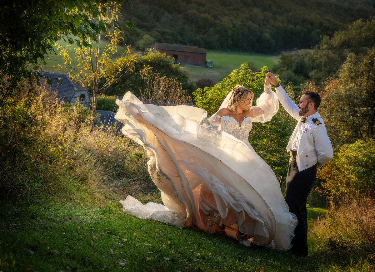 HATC_bride-groom-dancing.jpg#asset:4052