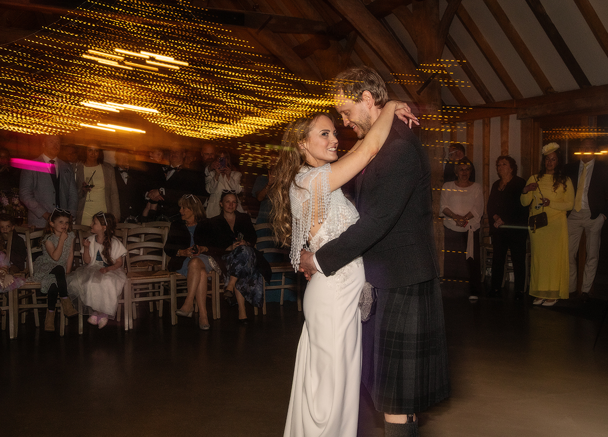 MCL_couple-dancing-reception.jpg#asset:4601