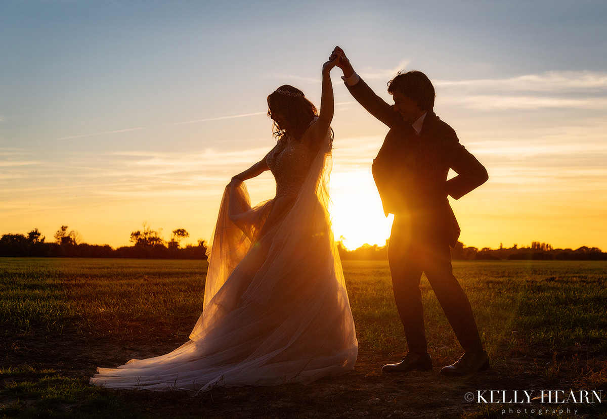 POW_dancing-in-sunset-wedding-couple.jpg#asset:3518