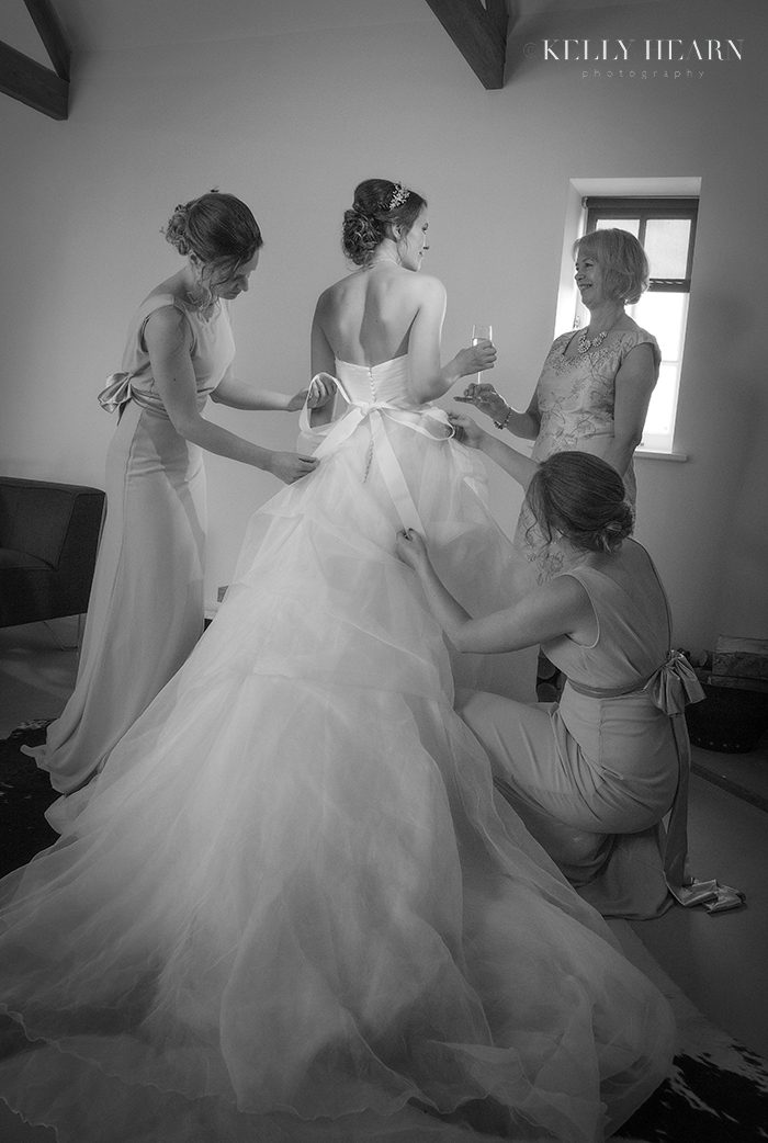 PRE_bride-getting-ready-bridesmaids.jpg#