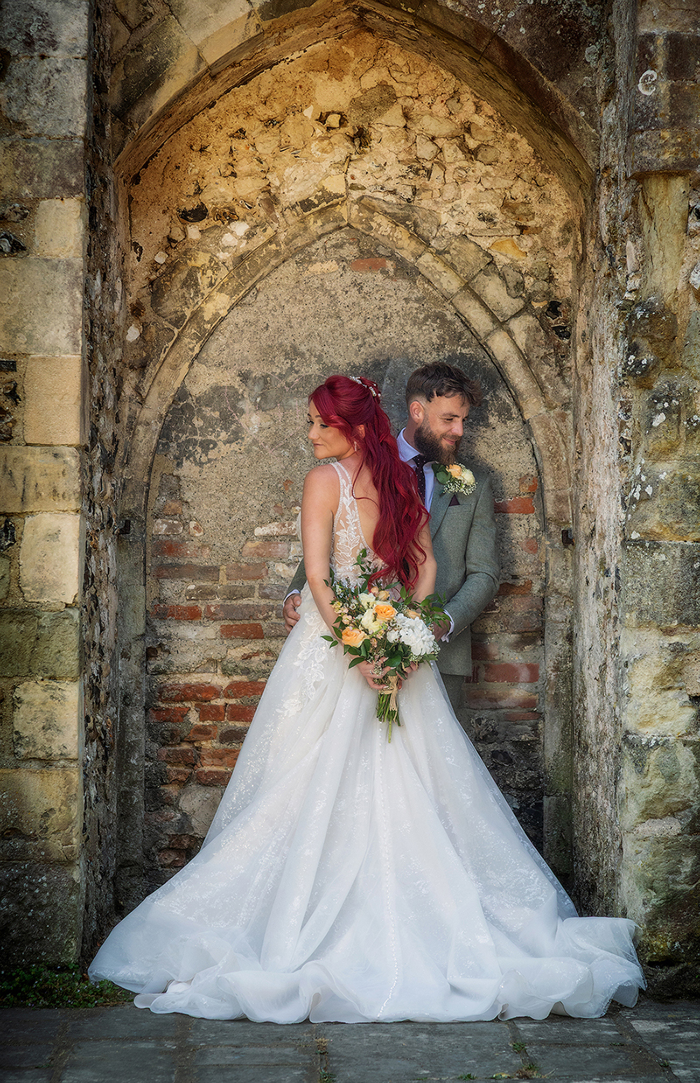 PUT_couple-archway-portrait.jpg#asset:4760