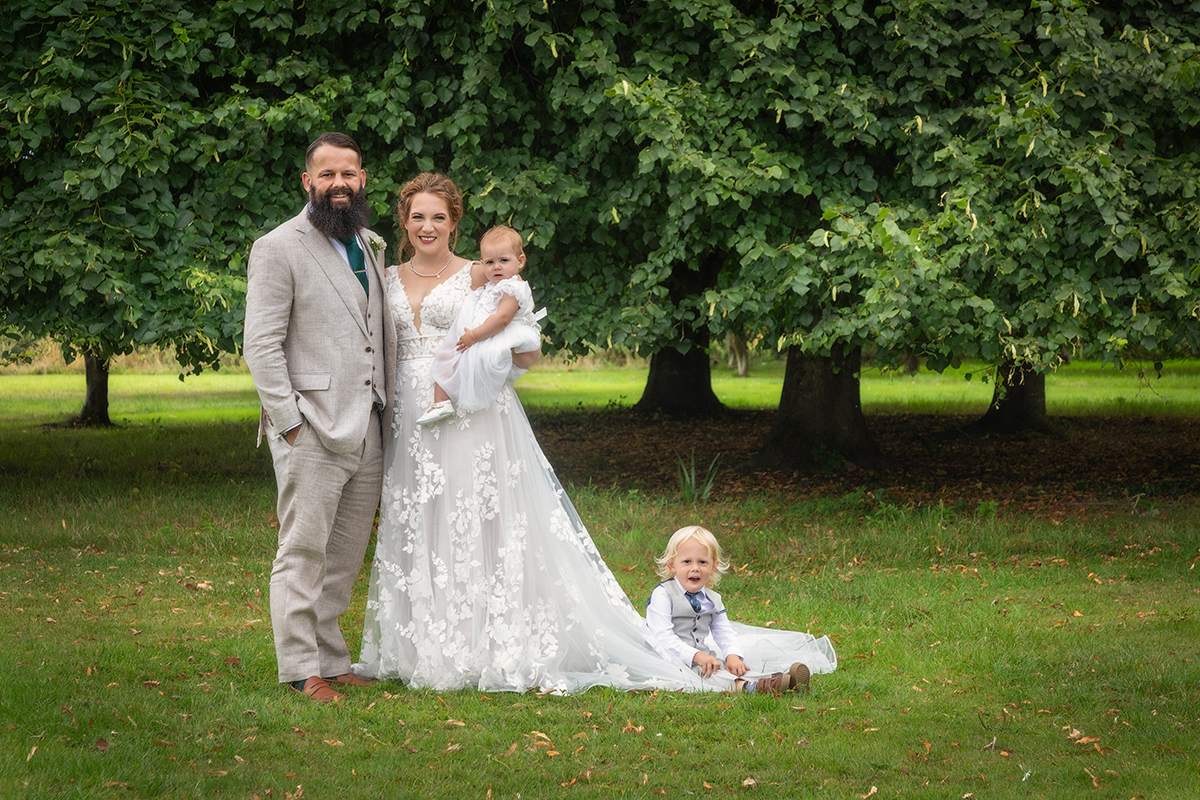 SEA_wedding-outdoor-family.jpg#asset:4358