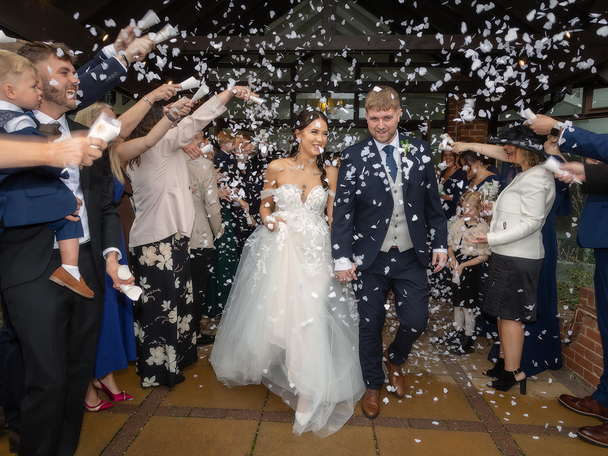 SPI_confetti-line-front.jpg#asset:4509